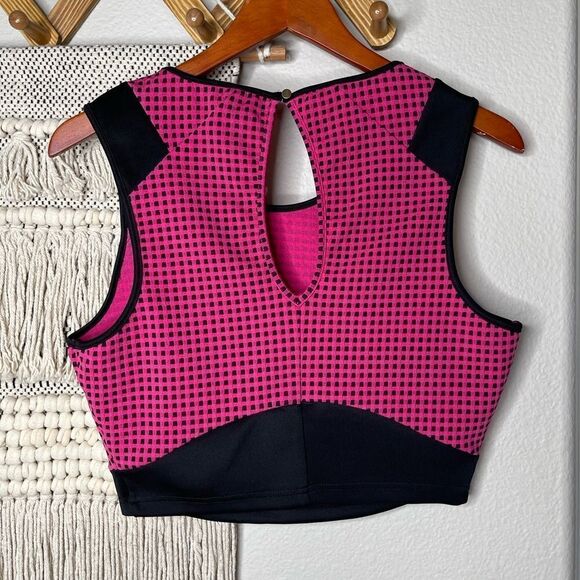 2B Bebe Pink Mesh Crop Top - Picture 3 of 6